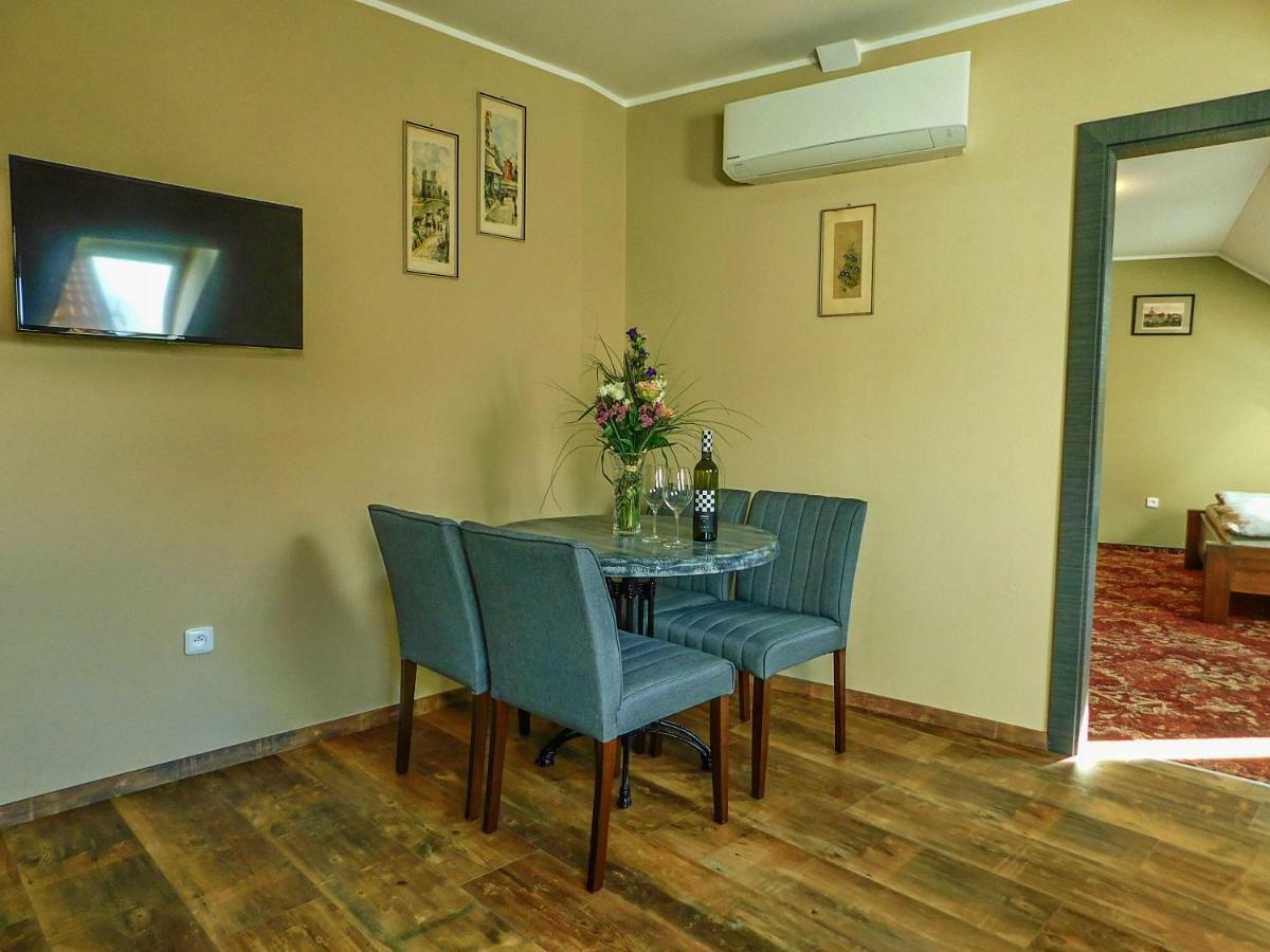 U Paluku Apartment Chrudim Exterior photo